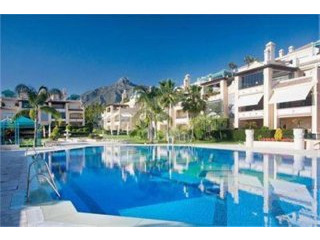 Apartment For Sale In Golden Mile..