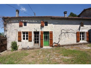 2 Bedroom Stone House With Outbuildings..