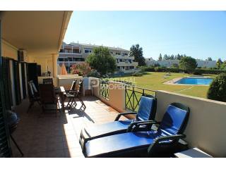 Ground floor very large terrace direct..