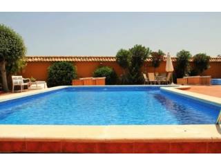 Luxury Villa with Guest House