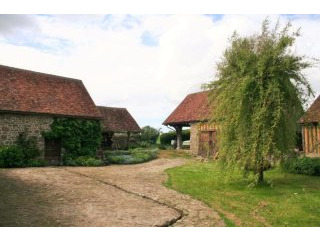 3 Bedroom Farm House For Sale