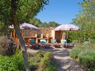 Rustic country house in the rural..