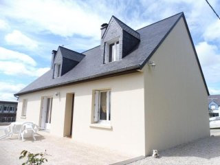Traditional Detached House with Garden