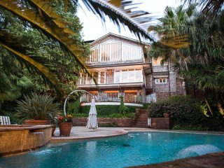 4 bedroom House For Sale: 36 Tiel Way..