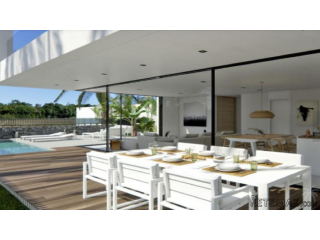 Let build your own new villa in the best part of Málaga..