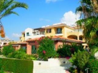 Discounted 3 Bed end Corner apartment..