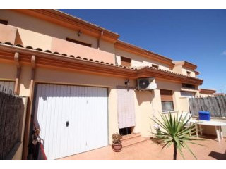 Terrific Townhouse in Pinoso (Ref...