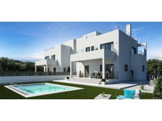 This wonderful 155m² villa with 3 bedrooms is being built..