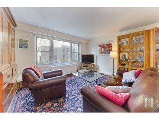 1 bedroom Apartment For Sale: 220 EAST..