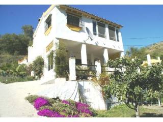 Country Houses for Sale in Arenas..