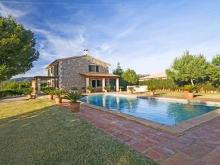 Beautiful Centrally Located Stone-Faced..