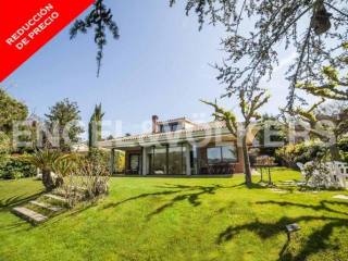 Practical luxury in Cabrils, Barcelona..