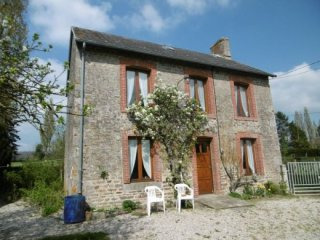 Superb Detached Rural House