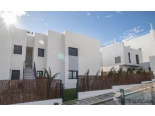 This beautiful project in Orihuela Costa comes with..