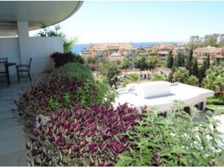 Apartment for sale in Puerto Banus..
