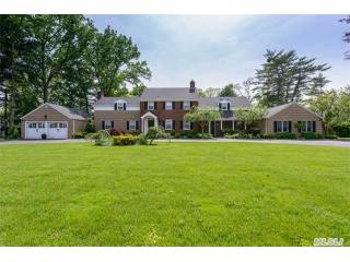 104 Wetherill Rd Garden City, NY 11530