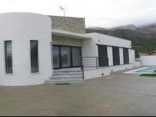 3 Bedrooms - Villa - Alicante - For Sale