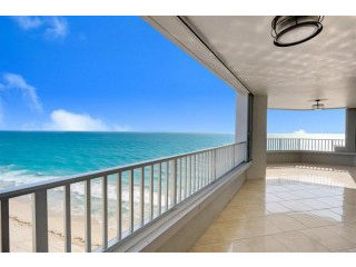 2 bedroom Residence For Sale: Singer..