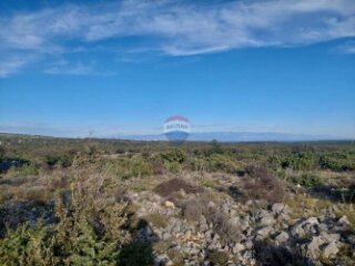 Otok Cres, Poljoprivredno zemljište, 87110m2