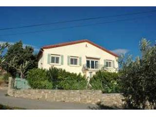 Unique detached house in excellent..