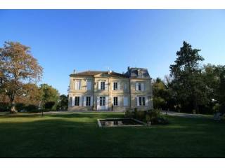 5 bedroom Castle For Sale: 33500..
