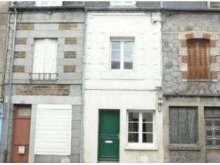 House in Nice Market Town