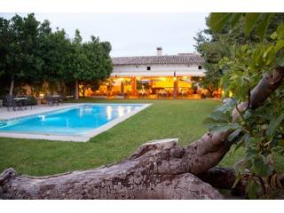 Beautiful And Charming Hotel In The..