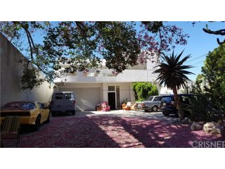 8721 Etiwanda Avenue | Northridge..