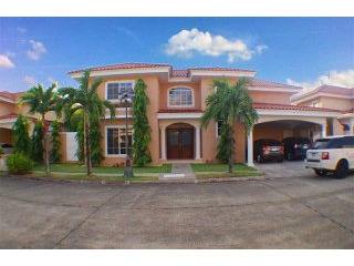 House In Palmeras del Este, Costa Del..