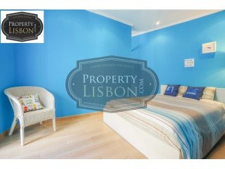 Fully Furnished & Renovated 1 Bed..