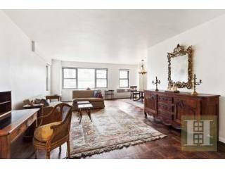 2 bedroom Apartment For Sale: 525 EAST..