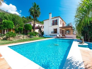 5 Bedroom Villa For Sale Situated In..