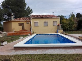5 Bedrooms - Villa - Valencia - For Sale