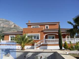4 Bedroom Villa in Javea