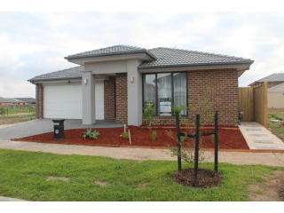 Modern and Spacious Four Bedroom Home -..