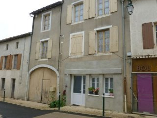 Town House To Modernise