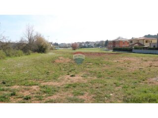 Funtana, ekskluzivno - građevinsko zemljište 1355m²