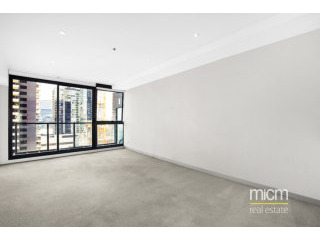 Live The Fabulous Southbank Lifestyle..