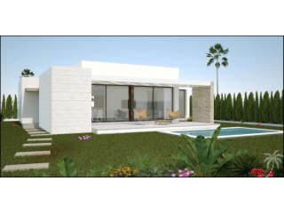 New, detached villas along a beautiful golf course. The..