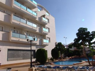 2 Bedrooms - Apartment - Alicante - For..