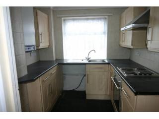 24 Middle Road - Cwmbwrla, Swansea SA5..