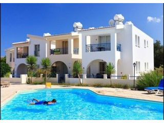 For Sale : First Floor Apartment -..