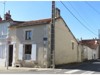 Renovated cottage in Montmorillon -..