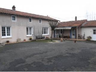 House & Guest Gite, Outbuildings