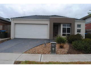 Feast Your Eyes On This Spacious Family..