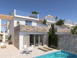 These beautiful new construction villas are located in Los..