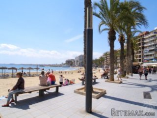 This bright apartment is located in the center of..