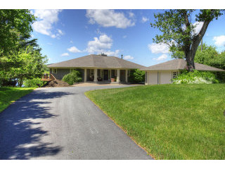 4 bedroom House For Sale: 13456 Peggy's..