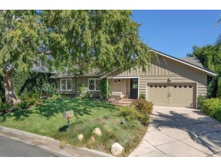 3 bedroom House For Sale: 1010..