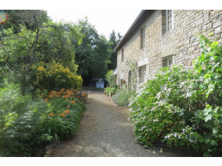 Lovely Renovated 2 Bed Stone House With..